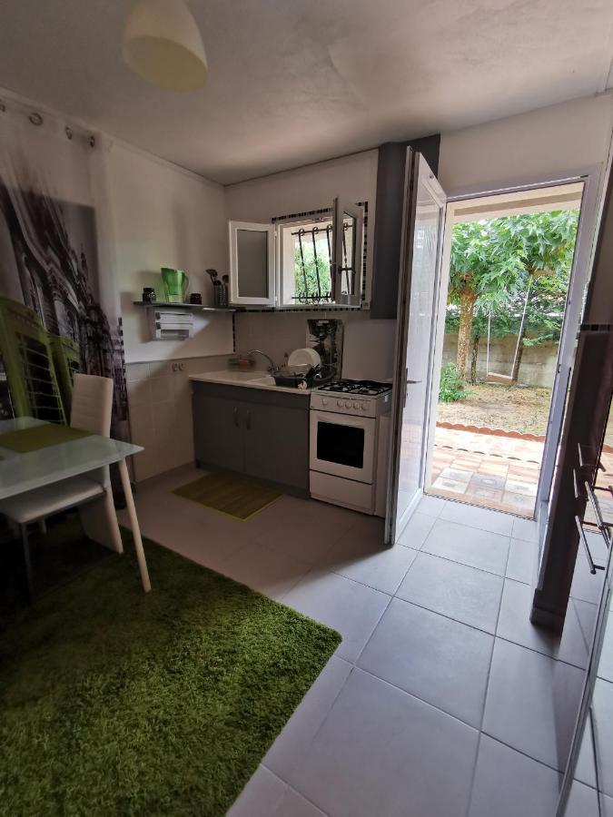 Le Taillan-Médoc Petite Maisonnette De Plein Pied מראה חיצוני תמונה